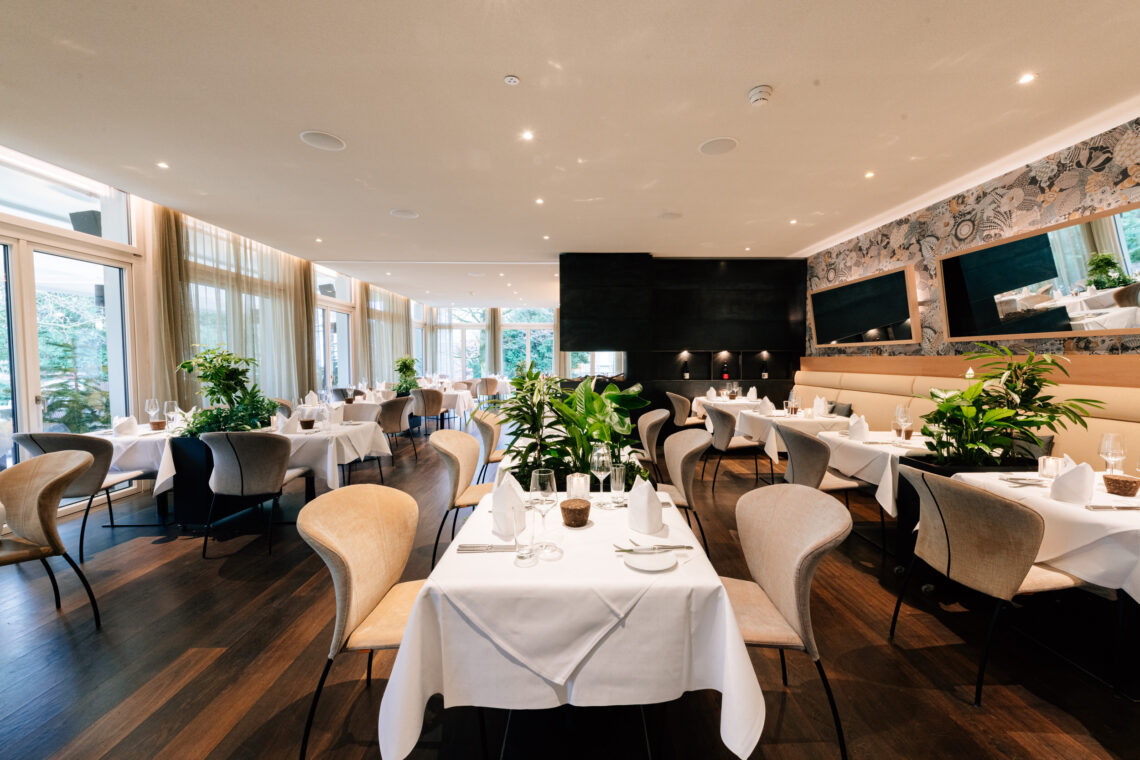 Restaurant bloom 2_2025