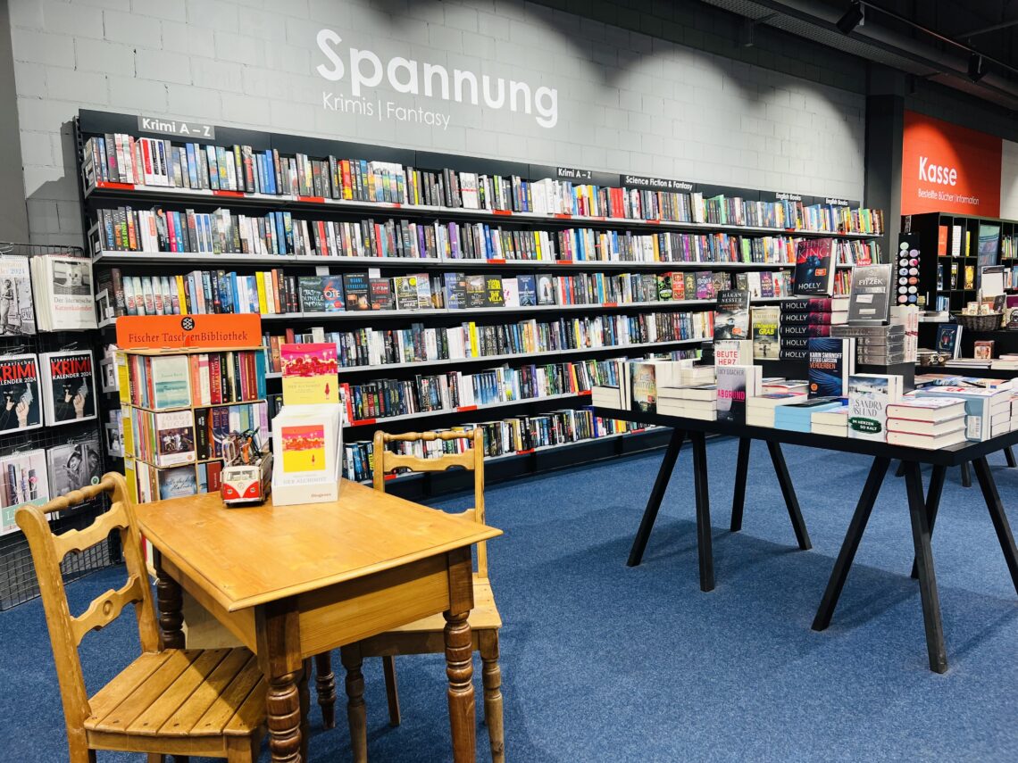 Bild_Luethy_Bücherregal